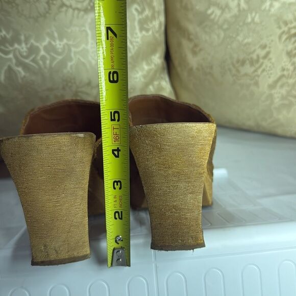 (Z1) Bakers Vintage Y2k Chunky ShoesLeather clogs with studs size 10 B - Picture 6 of 9